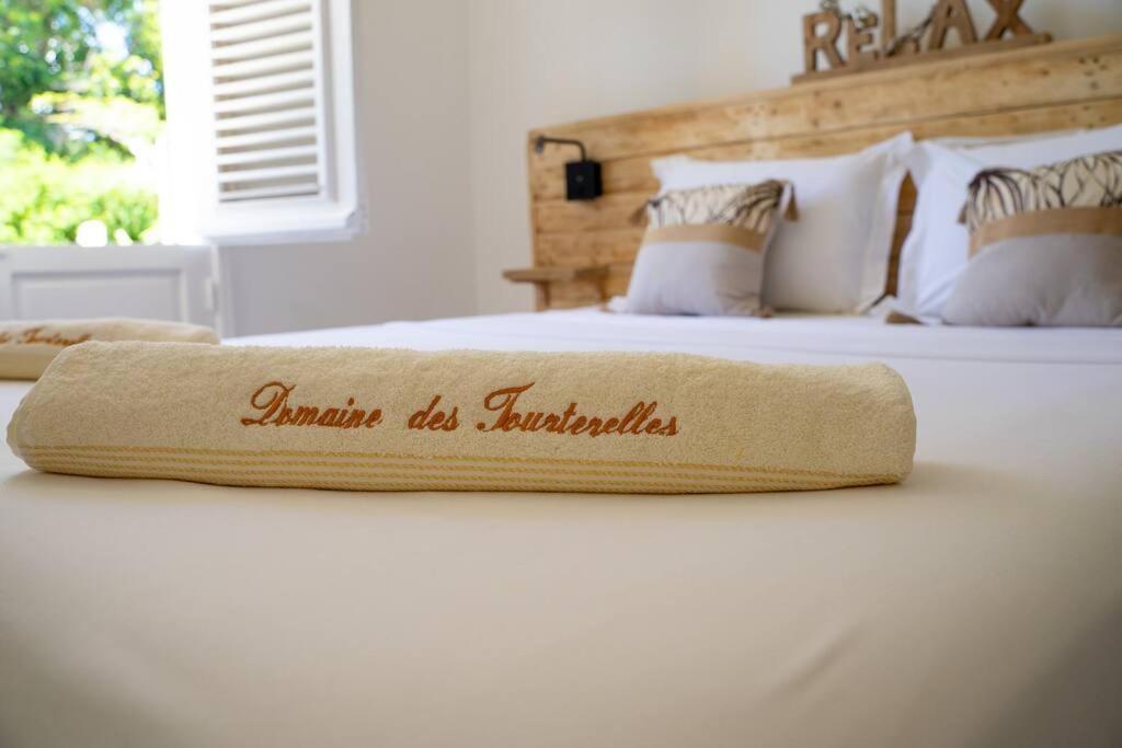 Domaine Des Tourterelles Villa Capesterre Exterior photo